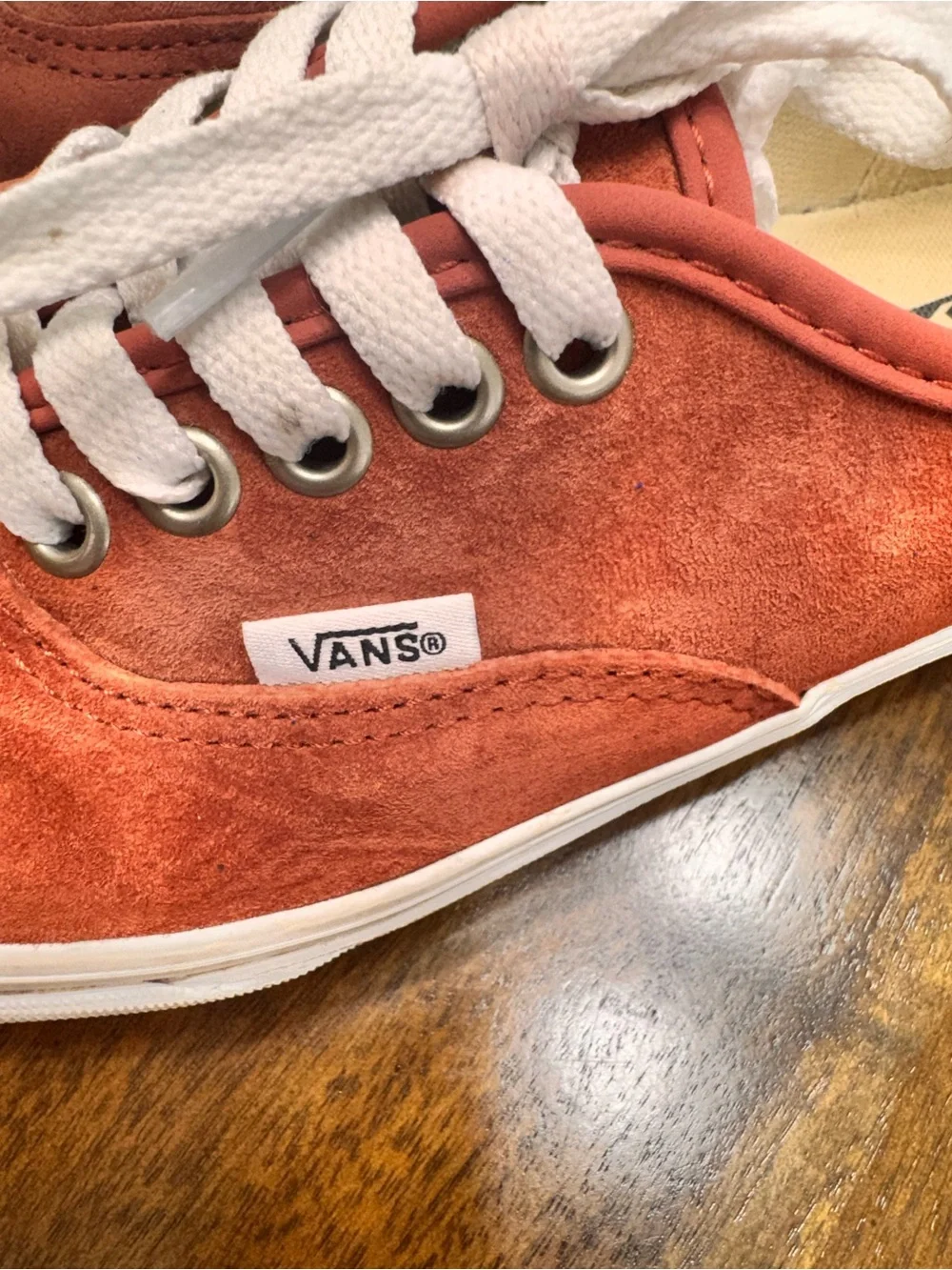 Vans suede authentic